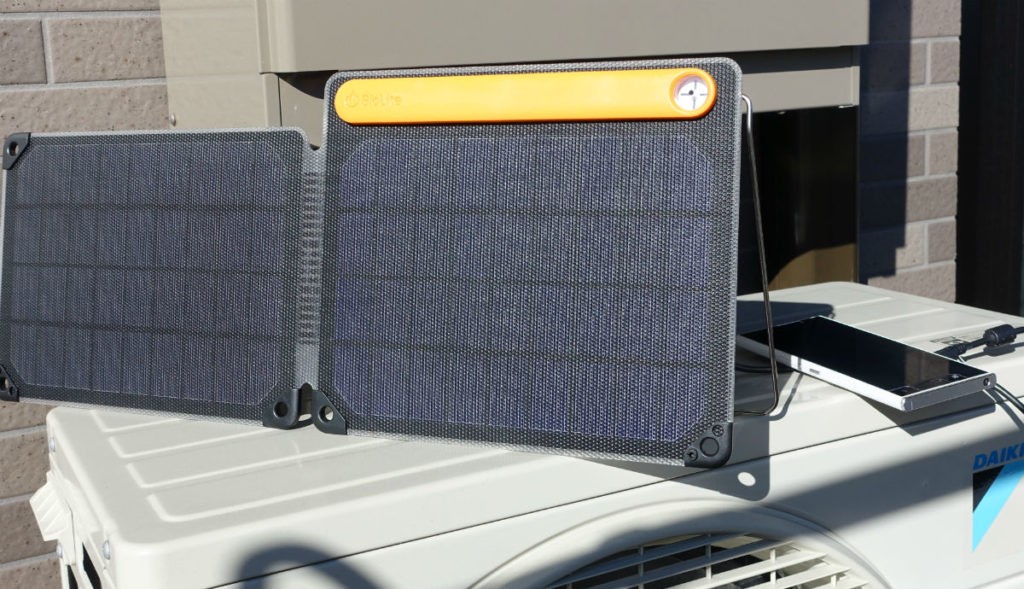 BioLite Solarpanel 10+ スマホ充電