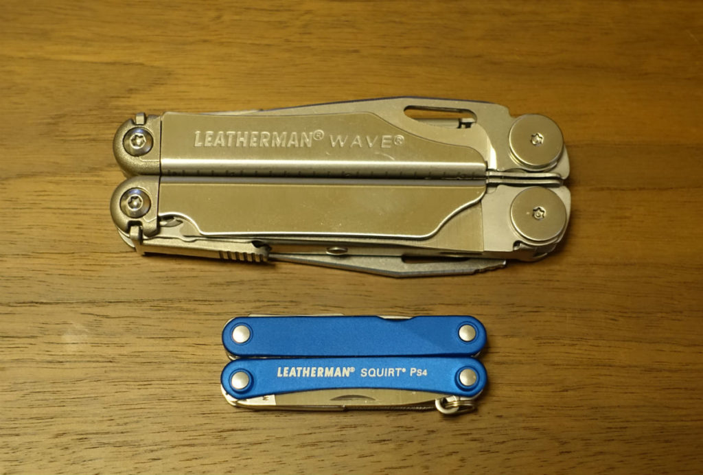 LEATHERMAN SQUIRT PS4とWAVE　収納時比較