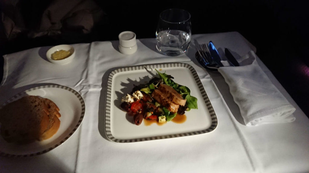 シンガポール航空　SQ636　夜食前菜
